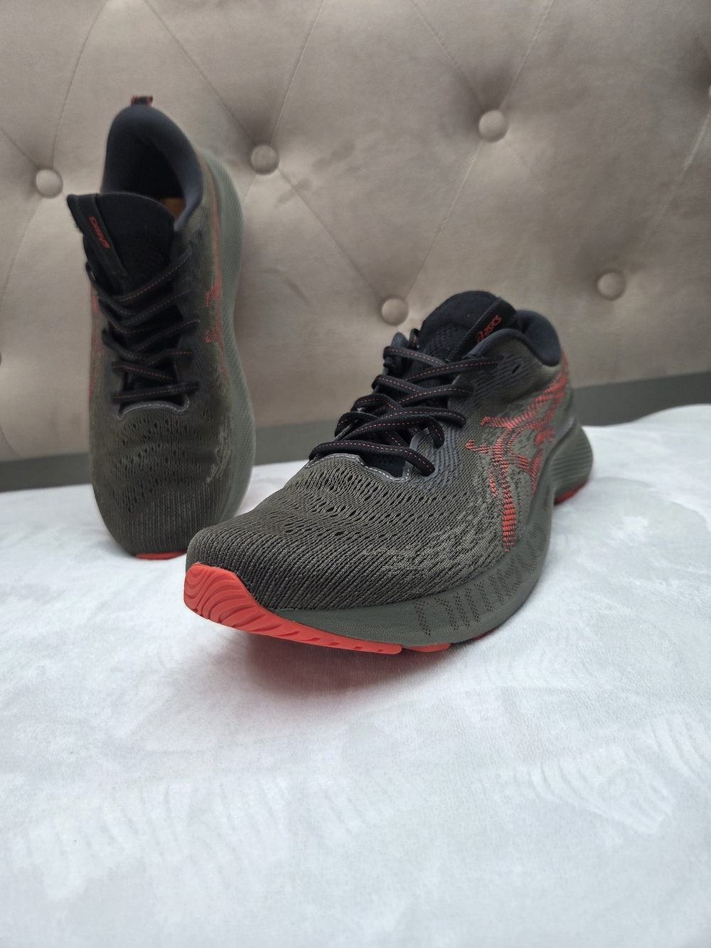 ASICS Gel-Nimbus Lite 3 Men’s 10.5 Mantle Green Cherry Tomato Running Shoes